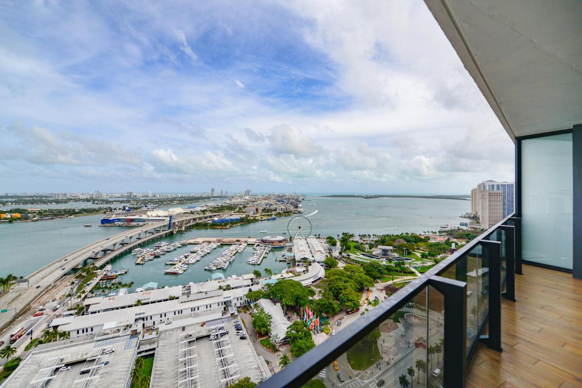 Downtown By Miami Vacation Rentals Exterior photo